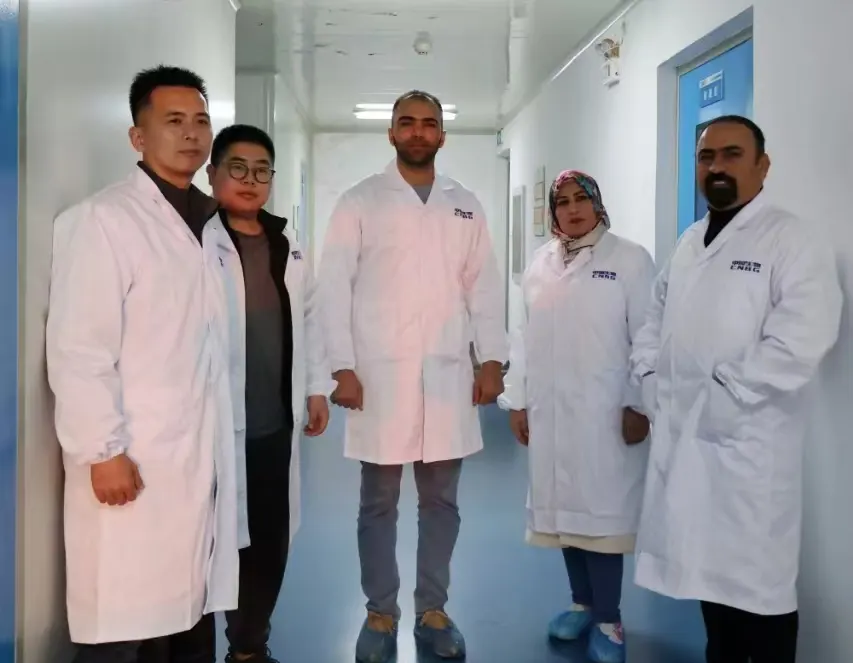 iraqi customer alaq, al shaheen visits wixbio2